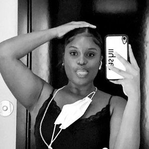 Meet your Posher, Natasha